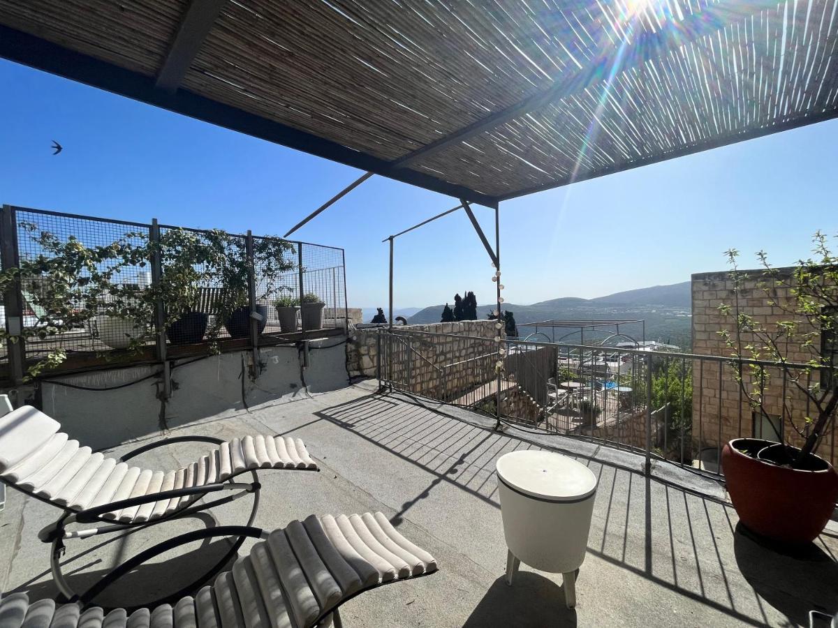 Artists' Colony Inn Safed